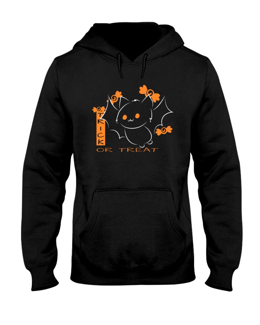 Little Bat on Halloween Classic T-Shirt