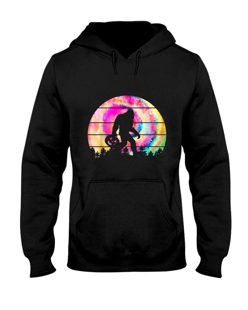 Funny Bigfoot Tie Dye Halloween october 31 trick or treat T-Shirt