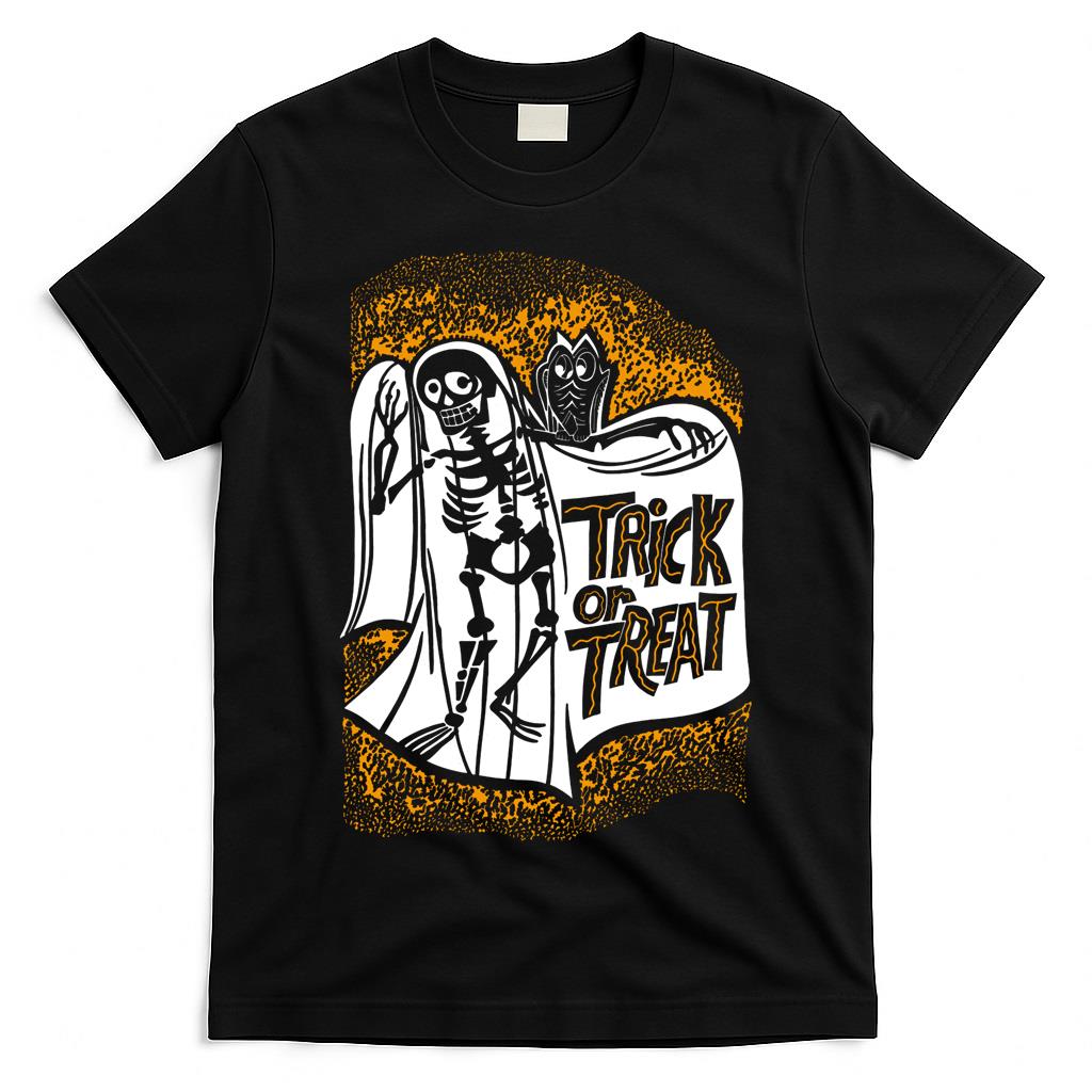 BLACK SKELETON GHOST AND OWL Essential T-Shirt