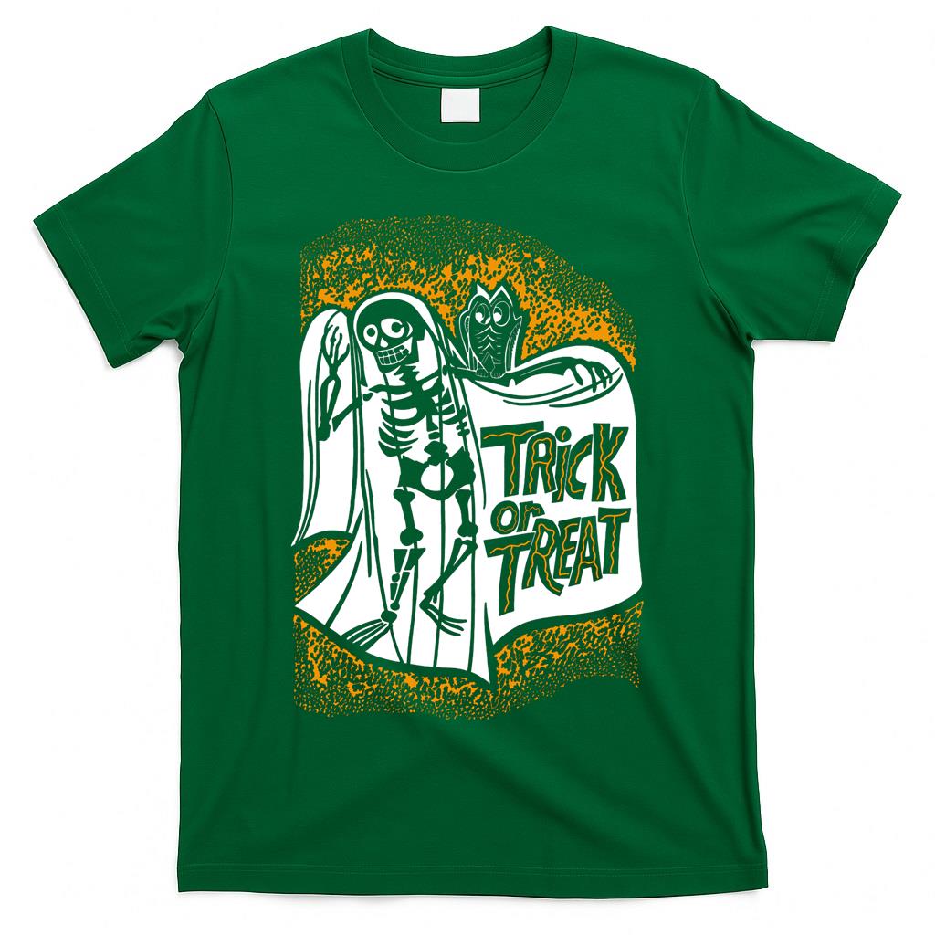 BLACK SKELETON GHOST AND OWL Essential T-Shirt