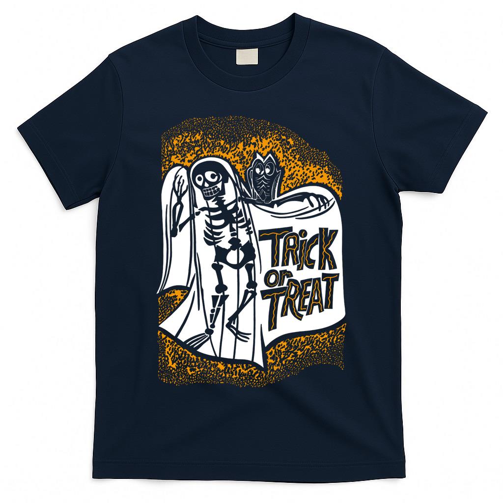 BLACK SKELETON GHOST AND OWL Essential T-Shirt