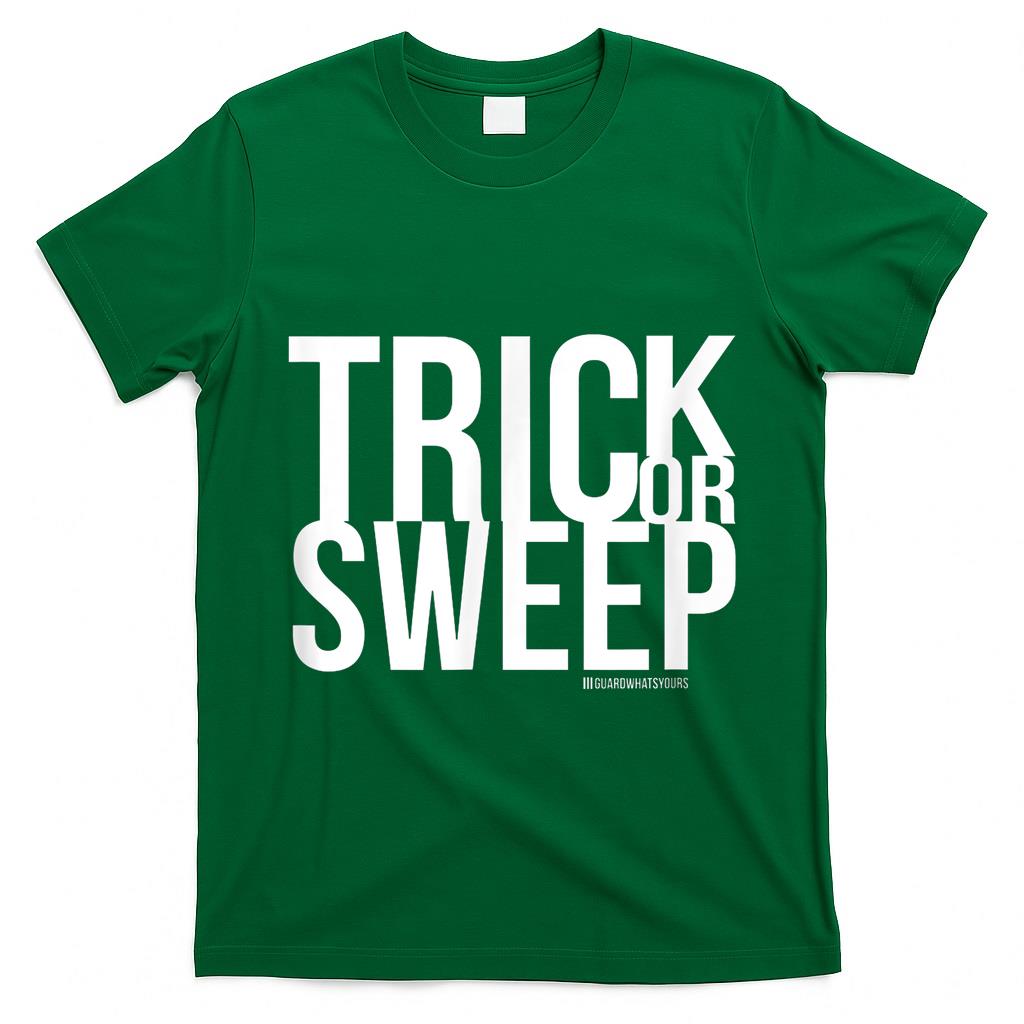 Jiu Jitsu Halloween BJJ Trick or Sweep Funny Trick or Treat T-Shirt