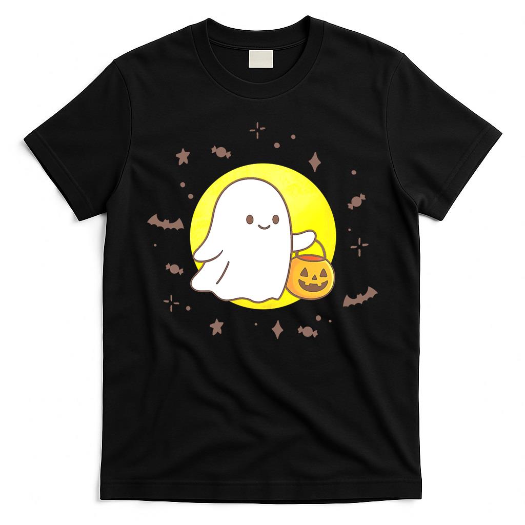 Cute Halloween Ghost – Trick or Treat Moonlight Design Classic T-Shirt