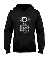 Funny Skeleton Couple Scary Horror Halloween Trick Or Treat T-Shirt