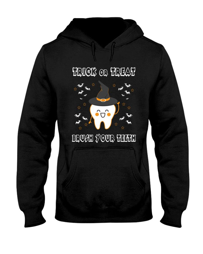Trick Or Treat Brush Your Teeth Dentist Halloween Costume Long Sleeve T-Shirt