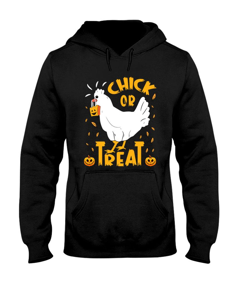 Halloween Chick or Treat Funny Halloween Chicken Costume Essential T-Shirt