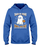 Trick Or Treat Smell My Feet Cute Ghost Funny Halloween T-Shirt