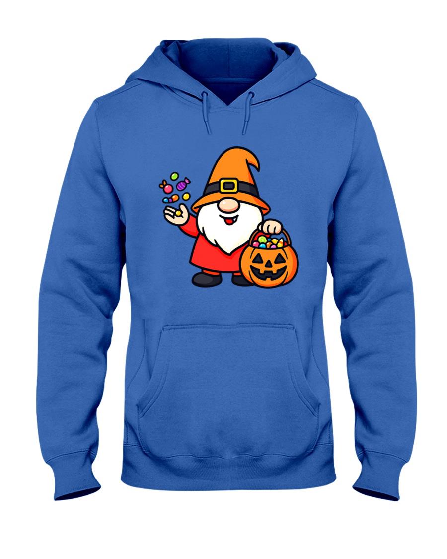 Halloween Gnome Giving Candy  – Cute Trick or Treat Design Classic T-Shirt