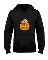 Trick or Treat – Spooky Halloween Costume & Candy Design Classic T-Shirt