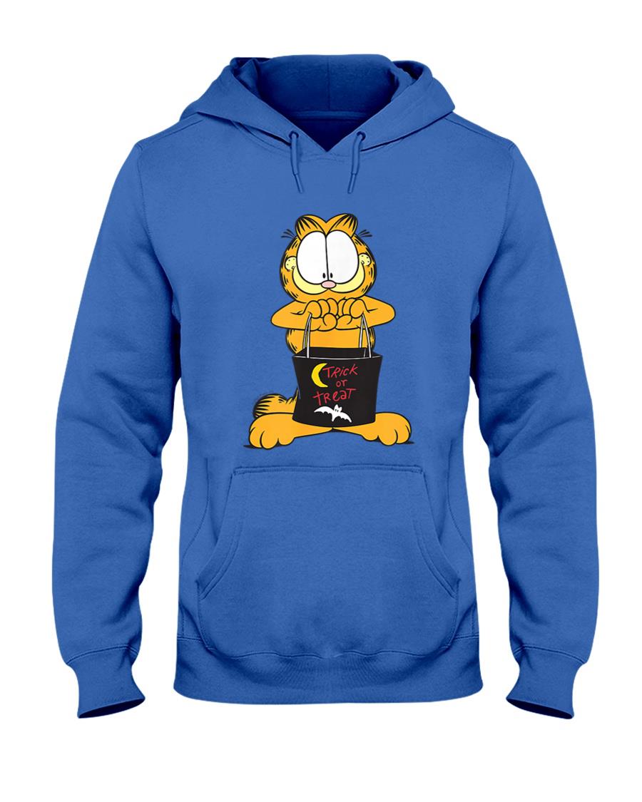 Garfield Trick or Treat Halloween Treats Cute Cat Cartoon T-Shirt