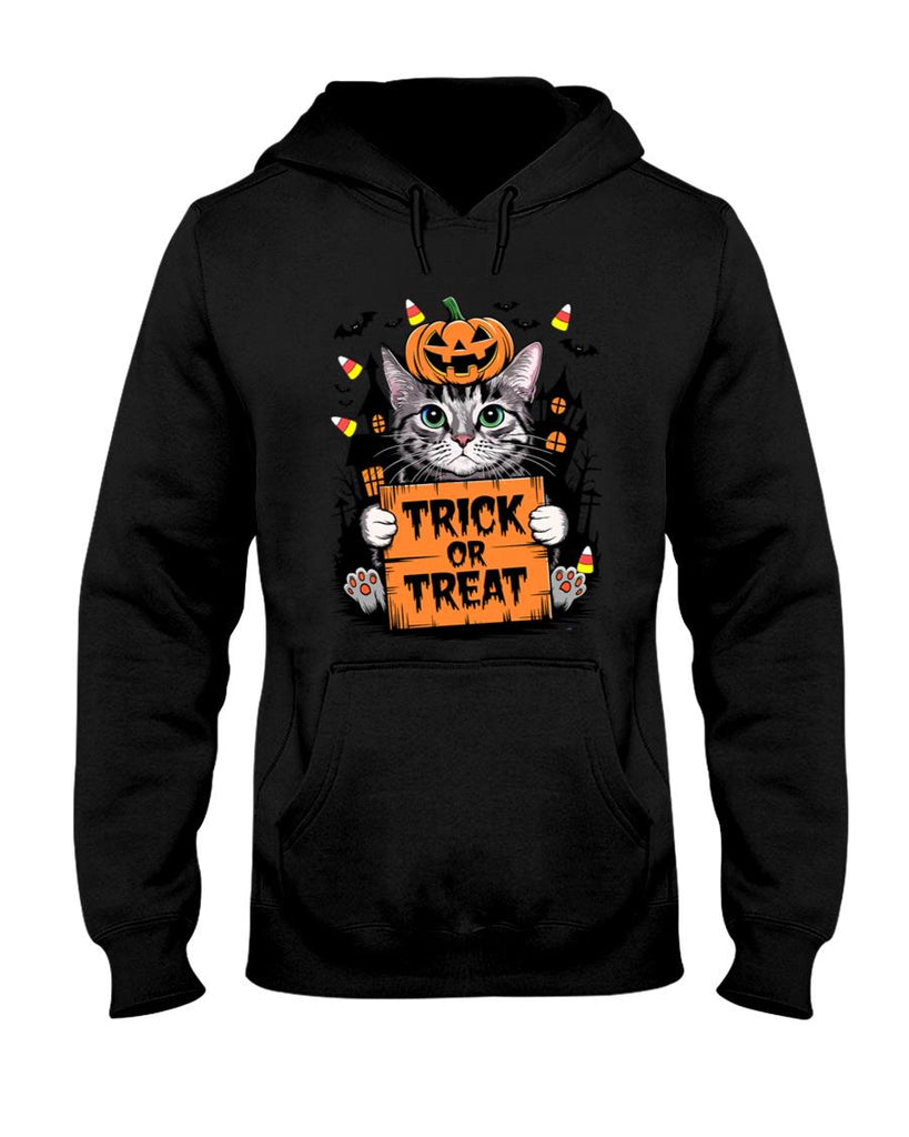 Trick or Treat Halloween Cat Essential T-Shirt