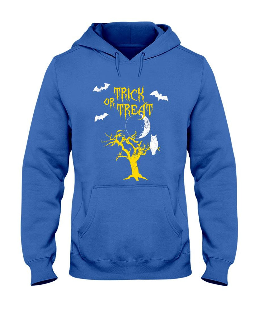 Halloween shirt trick or treat Essential T-Shirt