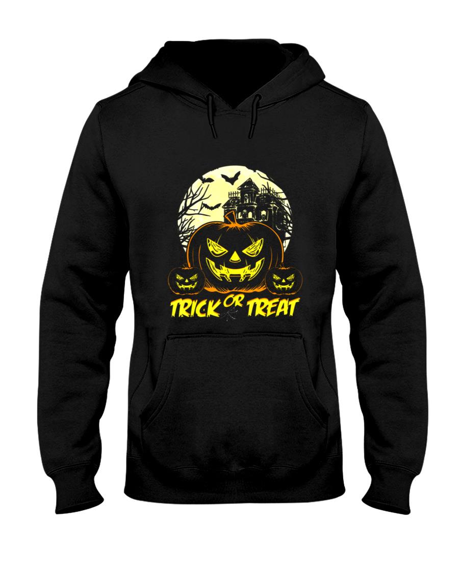Trick or treat shirt Haunted house scary pumpkin Halloween  Essential T-Shirt