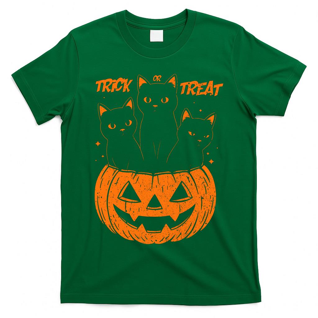 Trick or Treat cats Classic T-Shirt