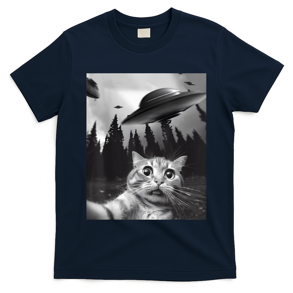 Alien UFO Funny Cat Selfie T-Shirt