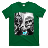 Bigfoot Sasquatch Alien Lovefest Love Hand Sign T-Shirt