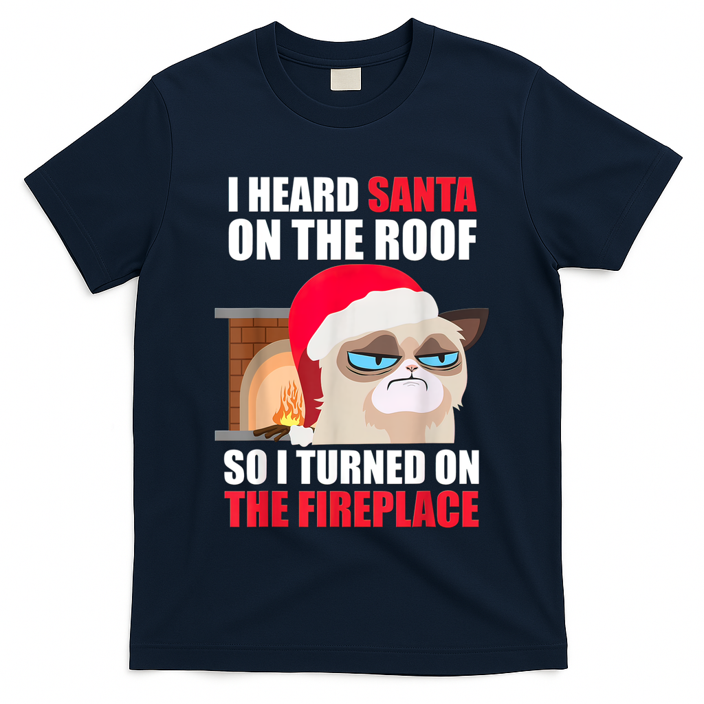 Funny Christmas Cat Hates Santa Grumpy Annoyed Cats T-Shirt