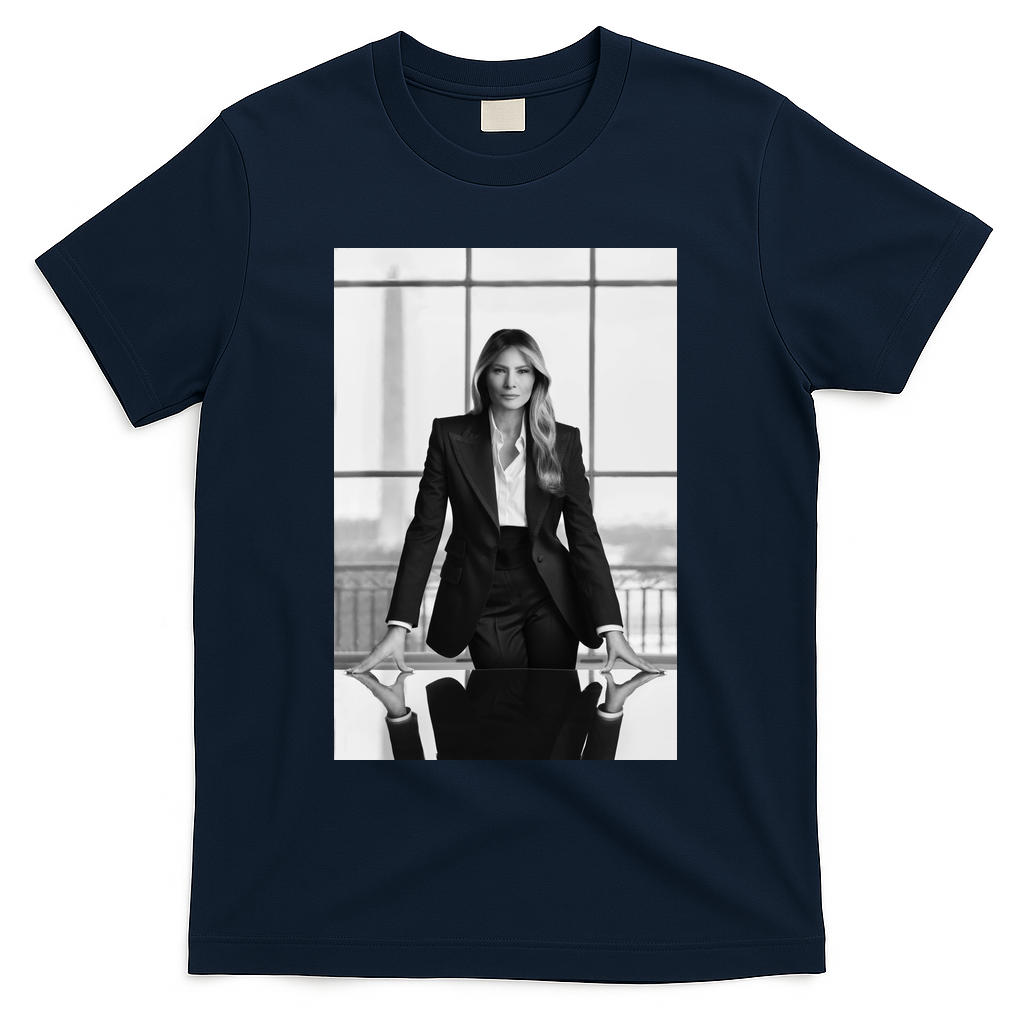 Melania Trump First Lady Official White House Portrait T-Shirt - Navy