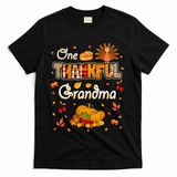 One Thankful Grandma Fall Leaves Autumn Grandma Thanksgiving Gift T-Shirt - Black