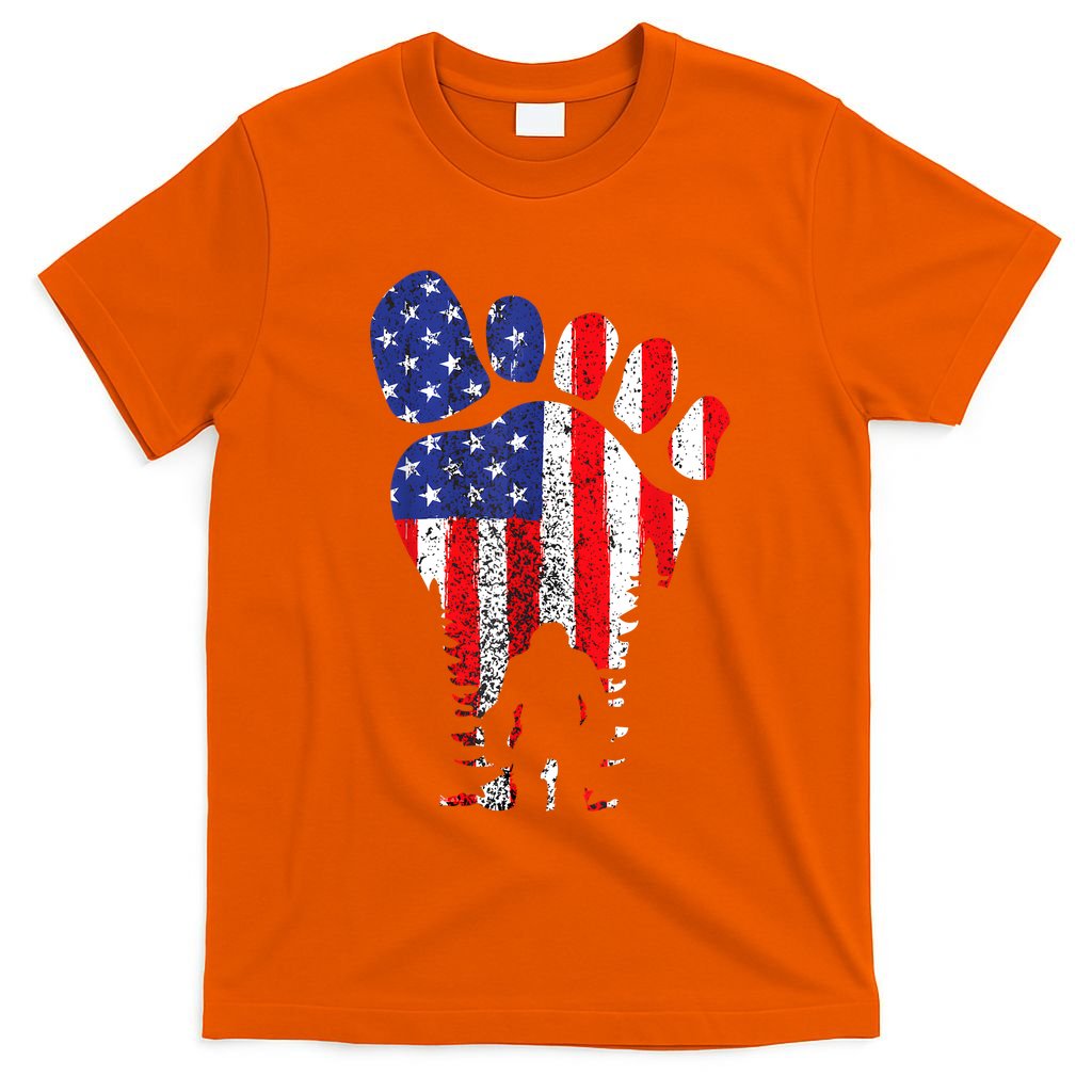 Bigfoot 4th Of July Sasquatch American Flag Patriotic T-Shirt