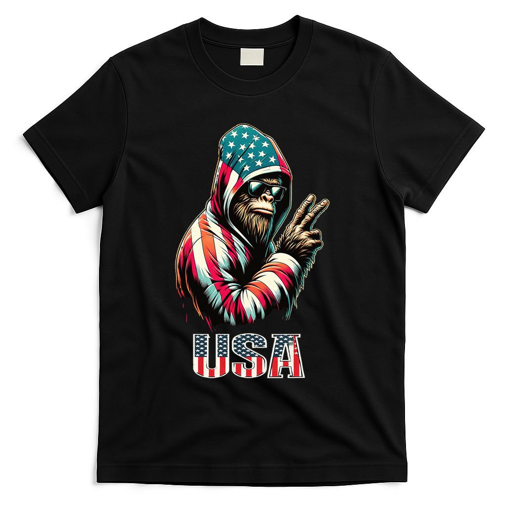 Bigfoot 4th Of July Usa Patriotic Sasquatch T-Shirt