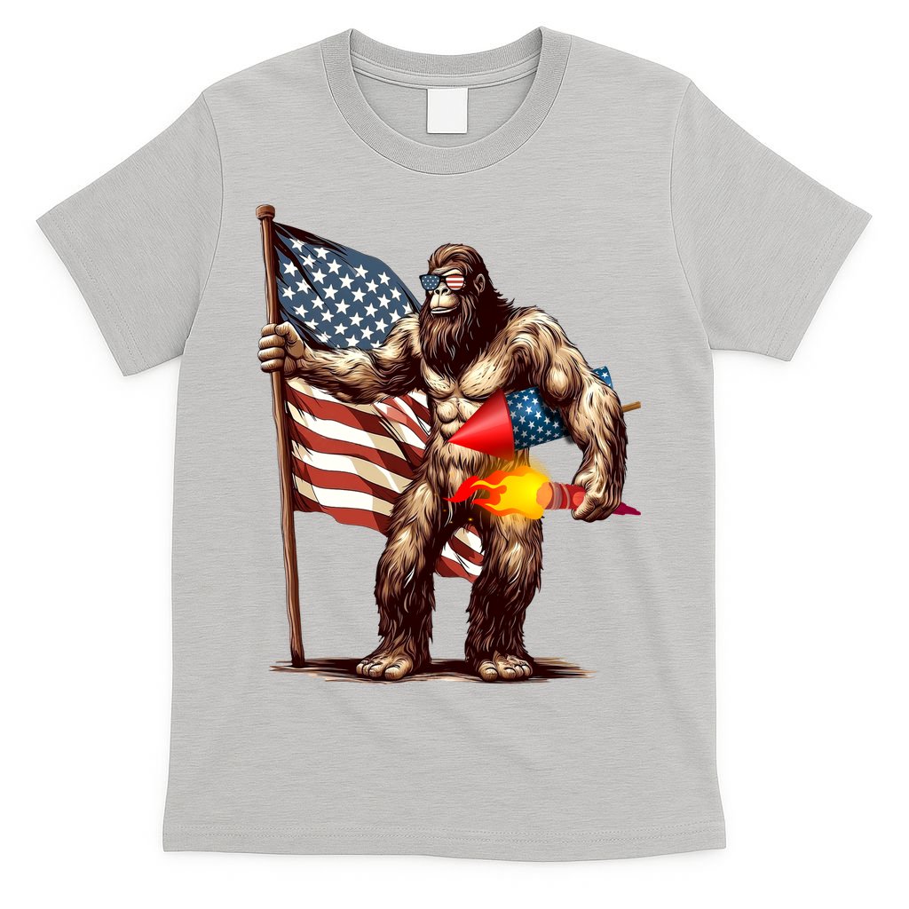 Bigfoot Fireworks 4th Of July Sasquatch American US Flag T-Shirt