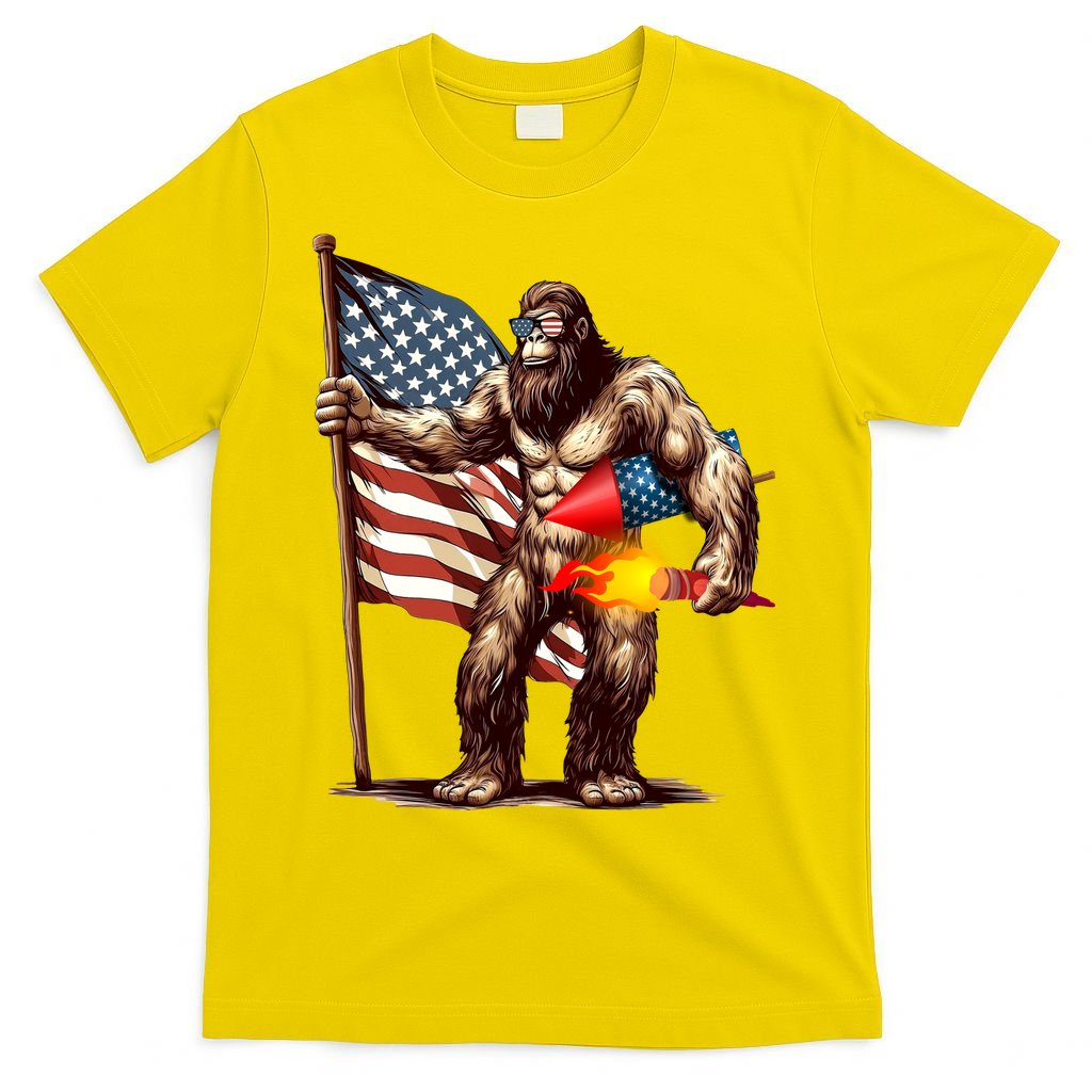 Bigfoot Fireworks 4th Of July Sasquatch American US Flag T-Shirt