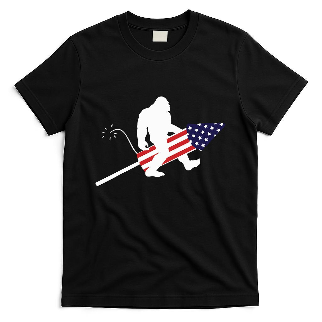 Men  Bigfoot Fireworks 4th of July American Flag US T-Shirt