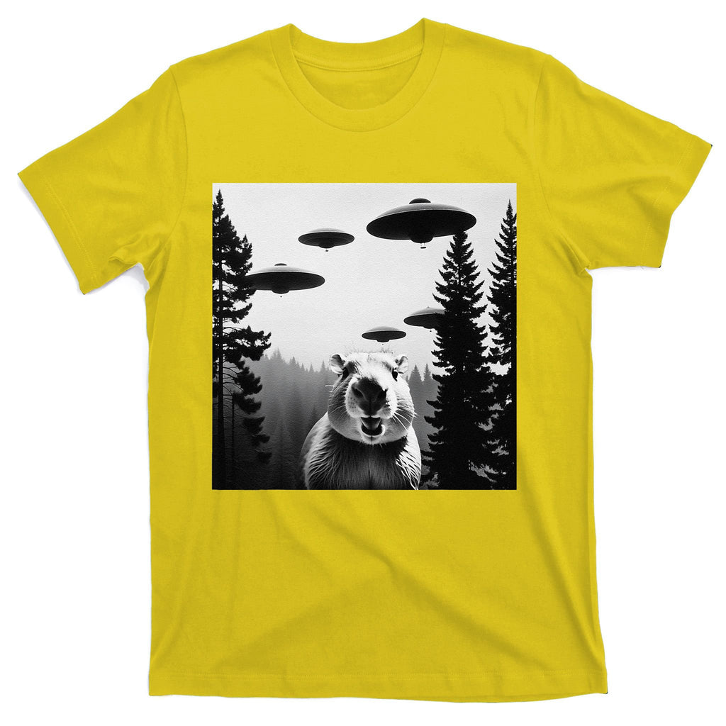 Funny Capybara With Alien Ufo Spaceship. Capybara Lovers T-Shirt