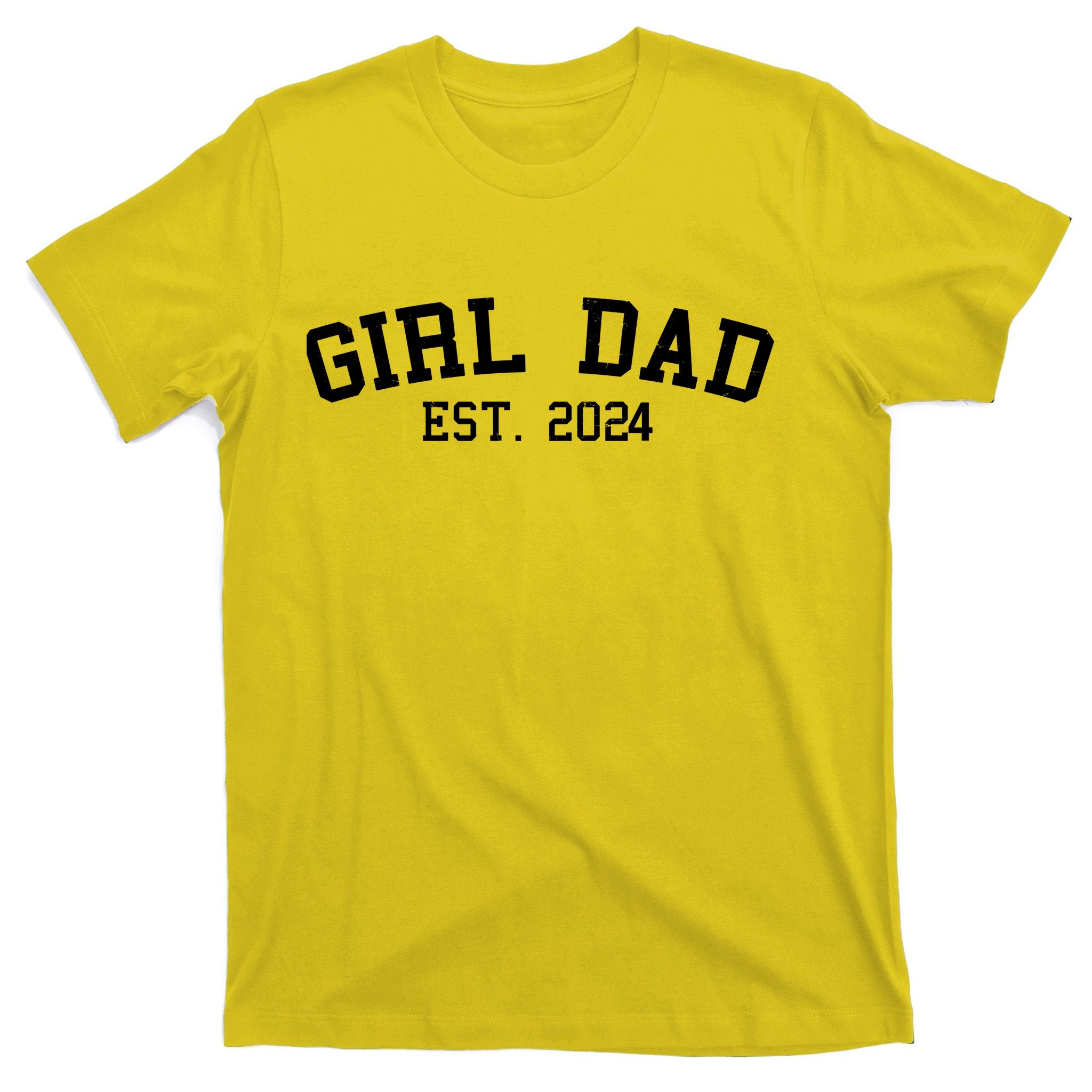 Girl Dad Est 2024 Celebrating New Baby Dad T-Shirt