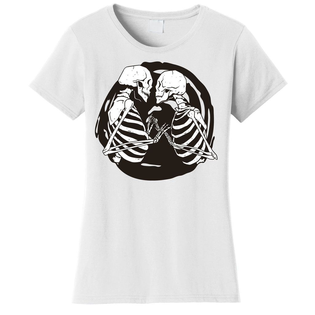 Kissing Skeletons In Love Women's T-Shirt