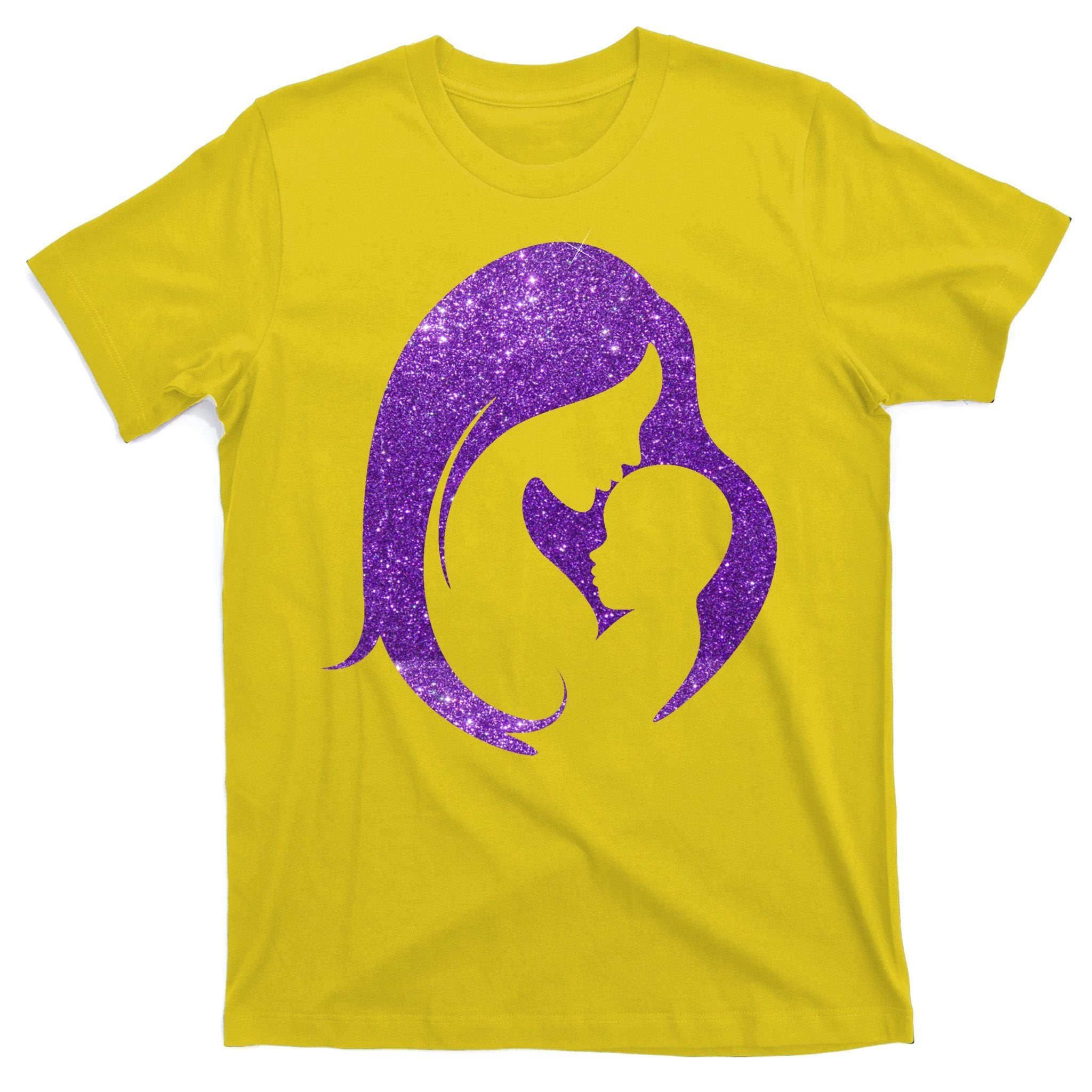 Mother Kissing Newborn Baby Cute Gift T-Shirt