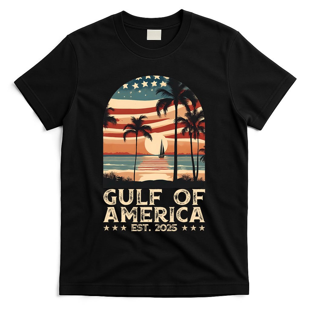 Retro Gulf Of Usa America Est 2025 American Flag Gulf Mexico President Trump T-Shirt