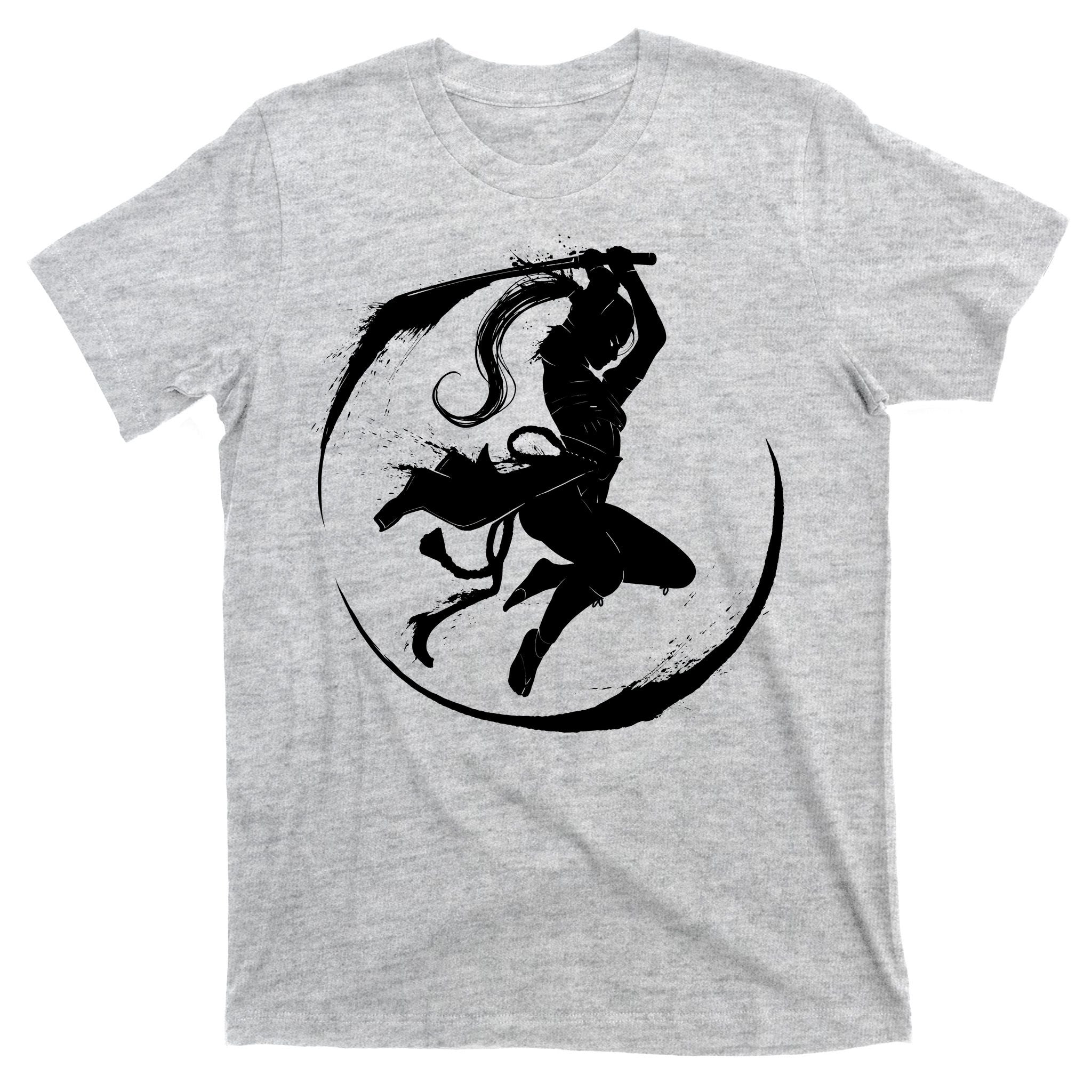 Samurai Lady Katana Slashing Circle T-Shirt